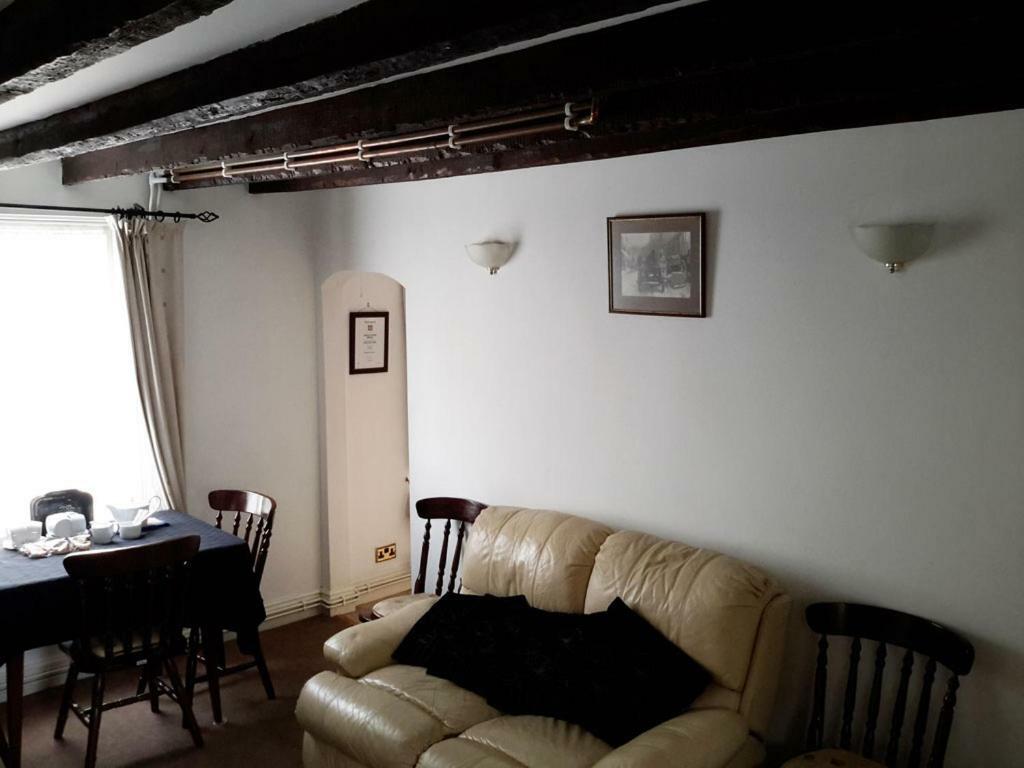 Lupine Cottage Whitby Exteriör bild